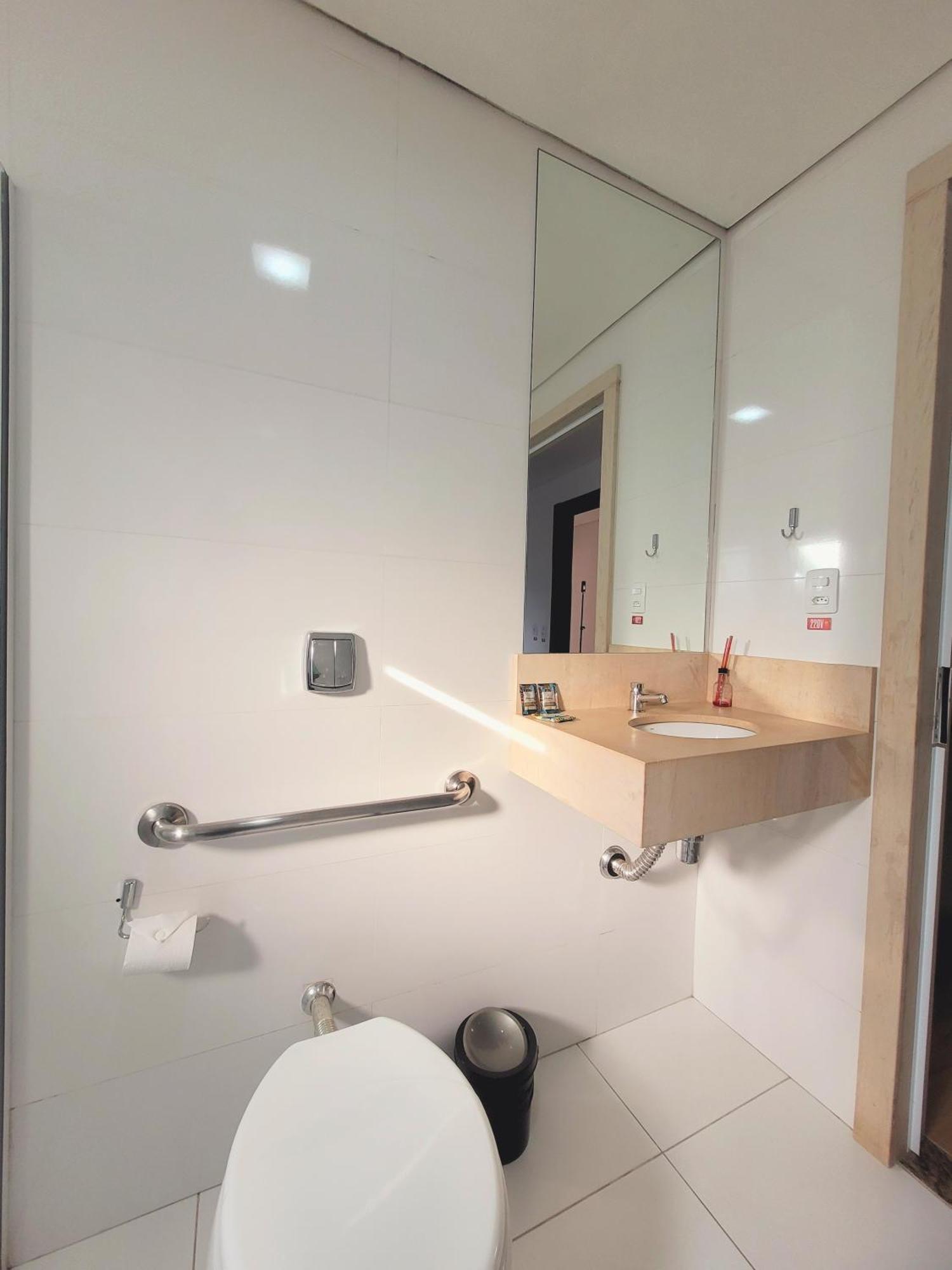 55 Smart Hotel Joinville Eksteriør billede